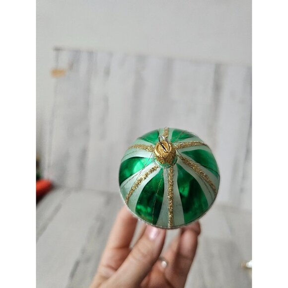 Vintage green Mercury glass Columbia hot air balloon tinsel ornament Xmas tree - Picture 5 of 11